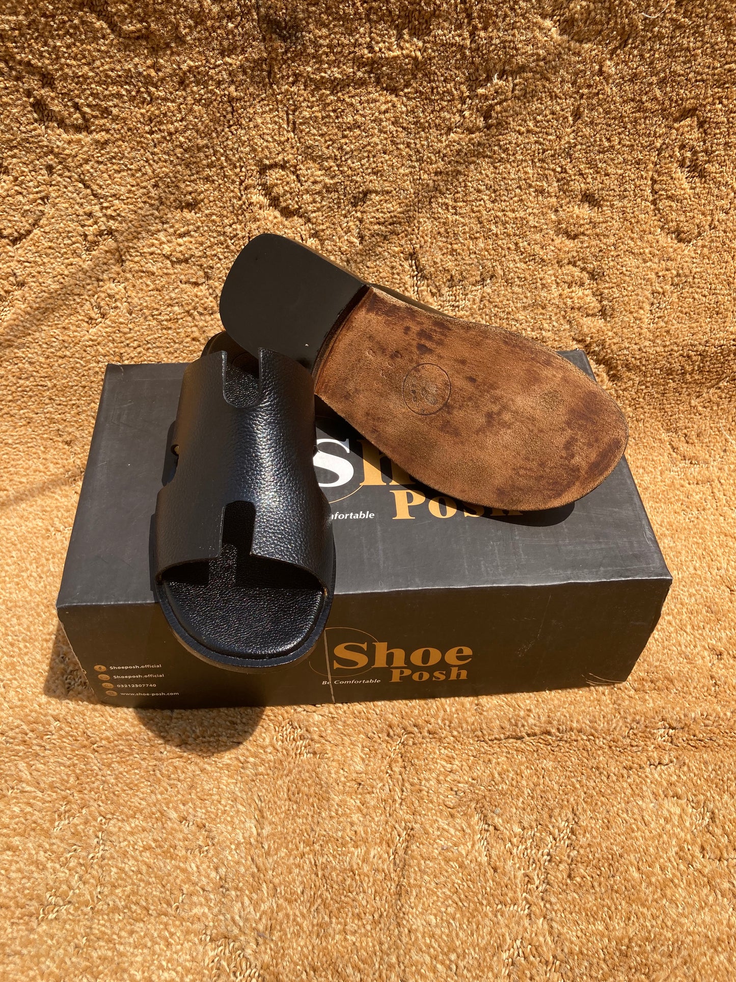 Black Slipper